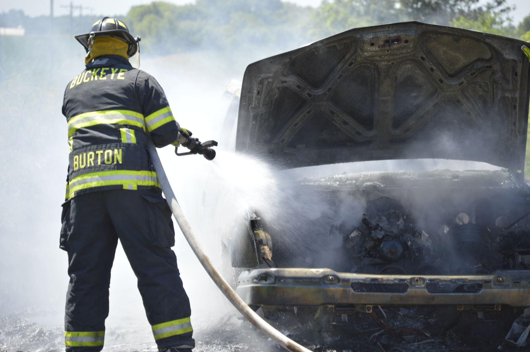 Wed. Car Fire (41).JPG